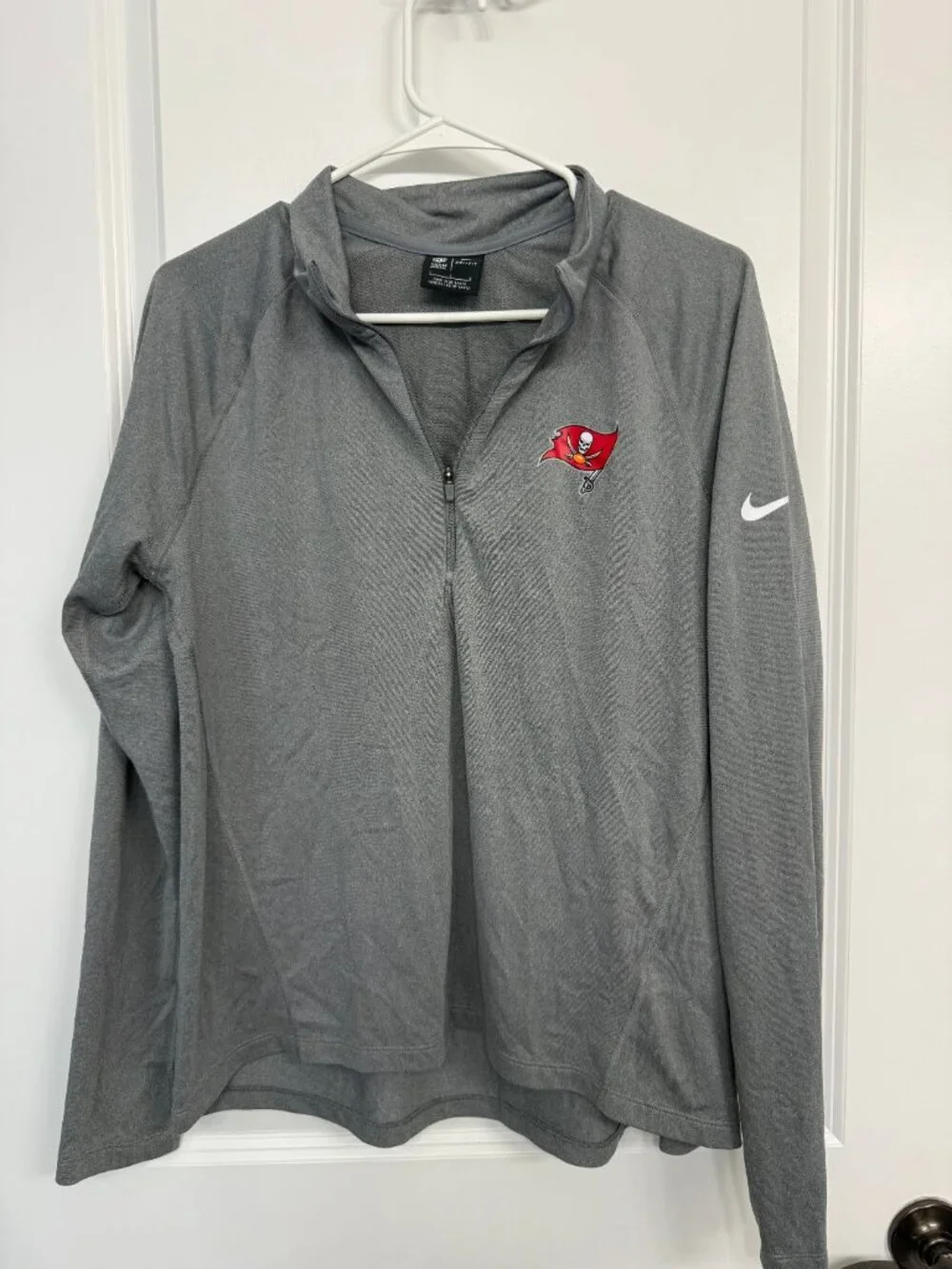 Nike Tampa Bay Buccaneers Dri-FIT Quarter Zip Pullover Gray L